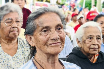 pensión para adultos mayores